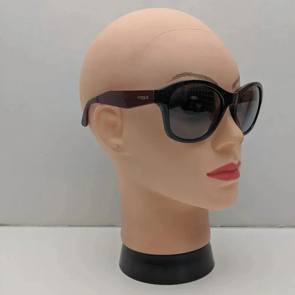 Vogue frame very